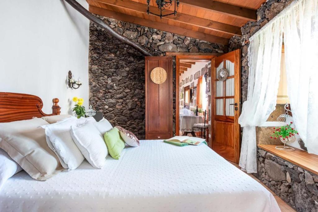 Romantic Hamlet Cottage With Private Pool La Fragua De Eliseo Candelaria Exterior photo